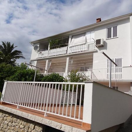 Apartments With A Parking Space Rab - 16359 Banjol Extérieur photo